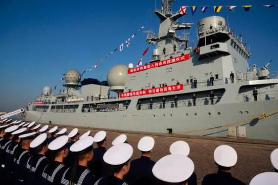 http://n.sinaimg.cn/mil/crawl/20170111/qHOY-fxzkfuk3634158.jpg